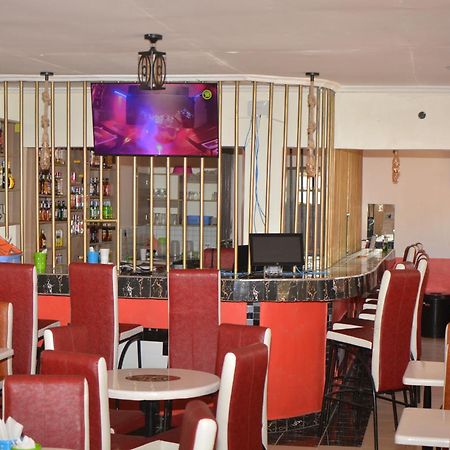 The Farm Bar And Restaurant Hotel Kakamega Buitenkant foto