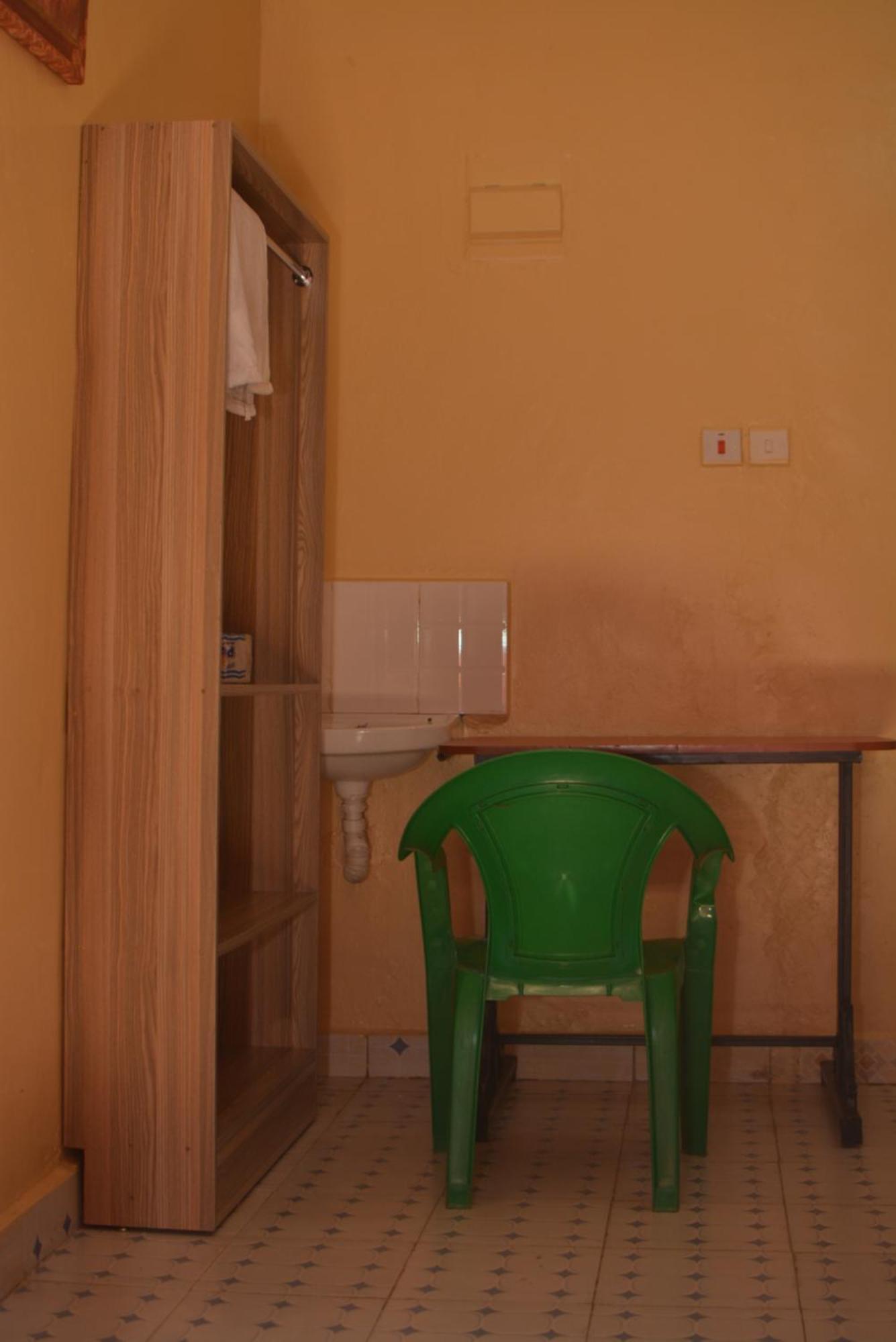 The Farm Bar And Restaurant Hotel Kakamega Buitenkant foto